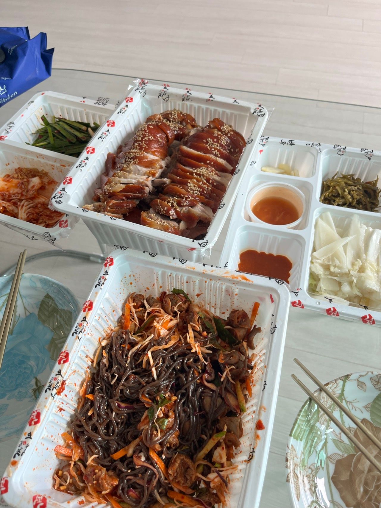주말에 족발세트 지름 ㅋㅋ 개꿀맛 브랜드